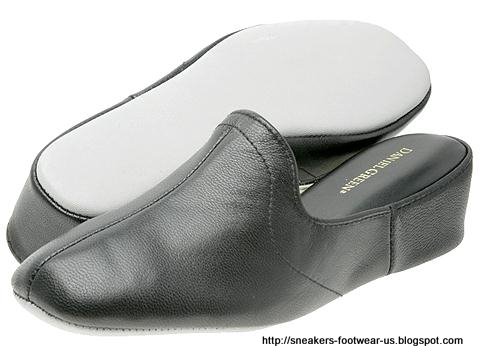 Suede footwear:footwear-155941