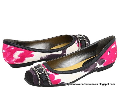 Suede footwear:suede-156168