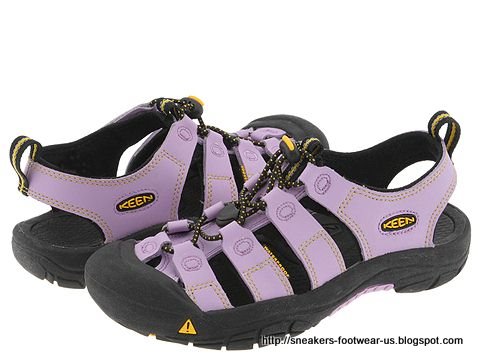 Suede footwear:suede-156015