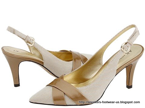Suede footwear:suede-156027