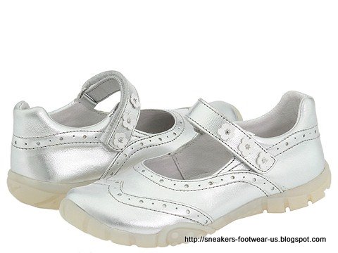 Suede footwear:footwear-156074