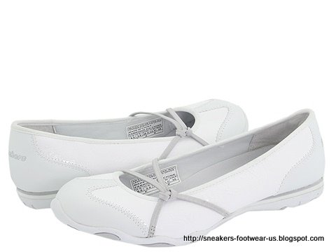 Suede footwear:suede-156142