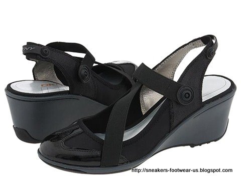 Suede footwear:suede-156146
