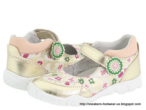 Suede footwear:footwear-156217