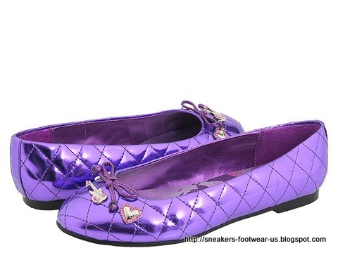 Suede footwear:suede-156327
