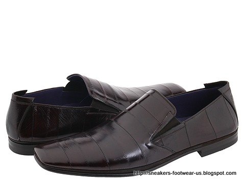 Suede footwear:suede-156377