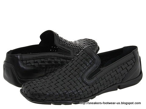 Suede footwear:footwear-156402