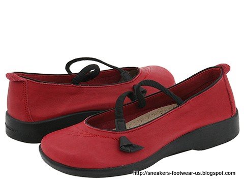 Suede footwear:suede-156476