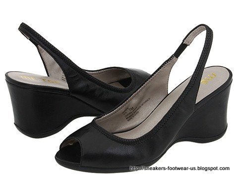 Suede footwear:footwear-156488