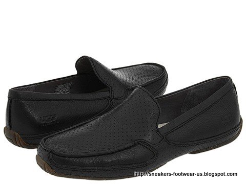 Suede footwear:suede-156503