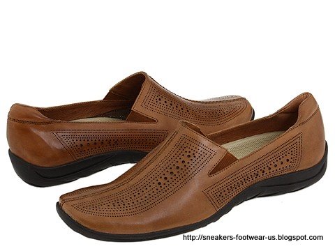 Suede footwear:footwear-156531