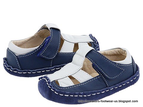 Suede footwear:footwear-156641