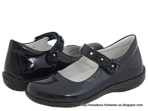 Suede footwear:suede-156709