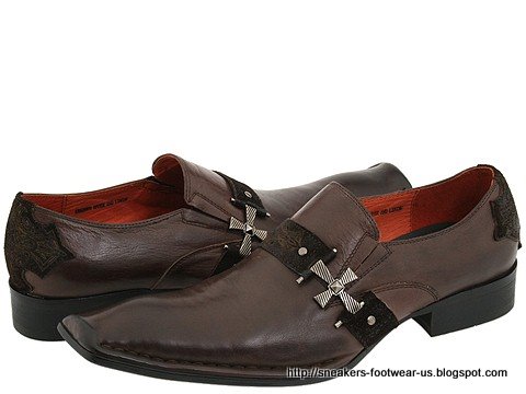 Suede footwear:suede-156902