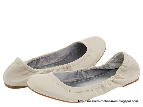 Suede footwear:suede-156916