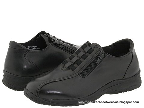Suede footwear:footwear-156758