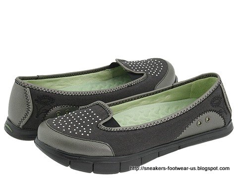 Suede footwear:suede-156931