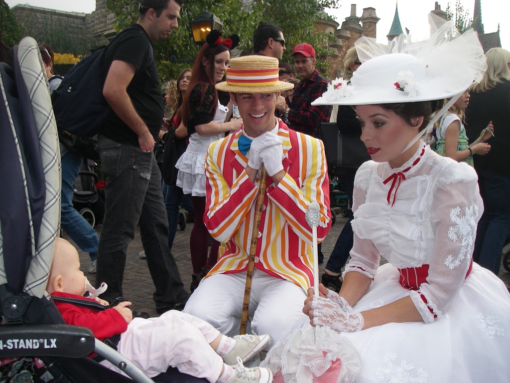 [Disneyland 103 (2)[3].jpg]