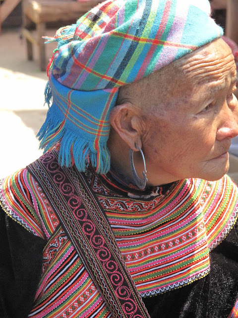 Bac Ha Market_H'Mong Flower Tribe_Lao Cai_Vietnam_H'Mong Woman
