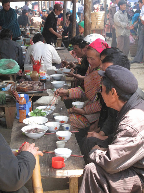 Bac Ha Market_H'Mong Flower Tribe_Lao Cai_Vietnam_H'Mong Woman