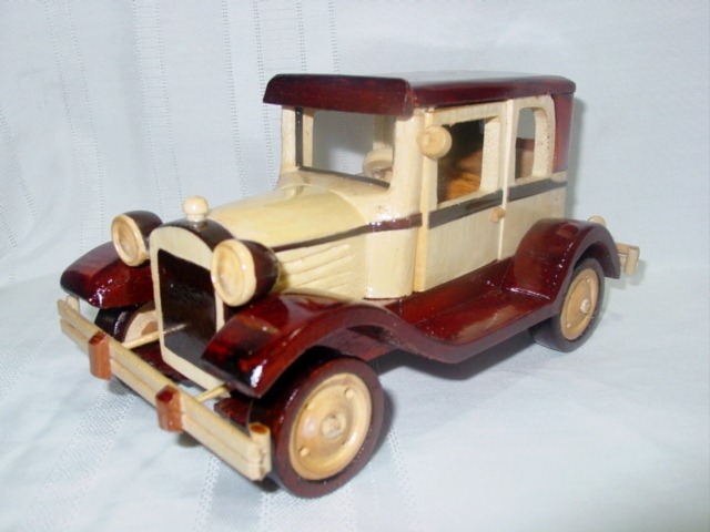 [Ford Sedan 1928[5].jpg]
