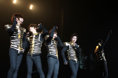 เอเชียทัวร์ของหนุ่ม ๆ SS501 ได้สิ้นสุดลงแล้ว
