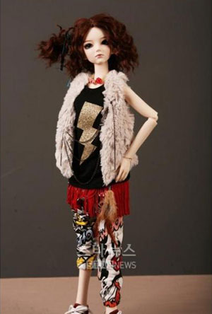 พบกับตุ๊กตา 2NE1 ในงาน Seoul Doll Fair