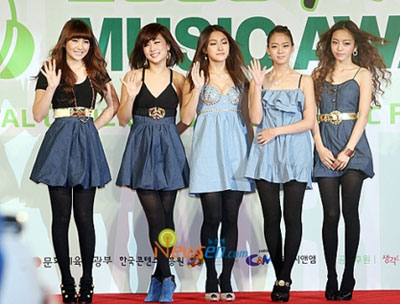 รวมภาพศิลปินบนพรมแดงงานในงาน Melon Music Awards 2009