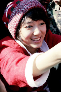 Park Shin Hye ส่งต่อความรักไปยังเด็ก ๆ ในเนปาล