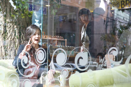 Lee Joon ออกเดทกับ Jun So Min ในเรื่อง “Jungle Fish 2″