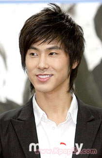 Yunho จะมาร่วมงานละครเรื่อง “Poseidon”