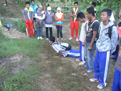 KASIHAN DI HUKUM SENDIRIAN