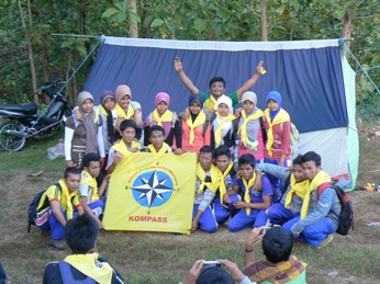 KOMPASS