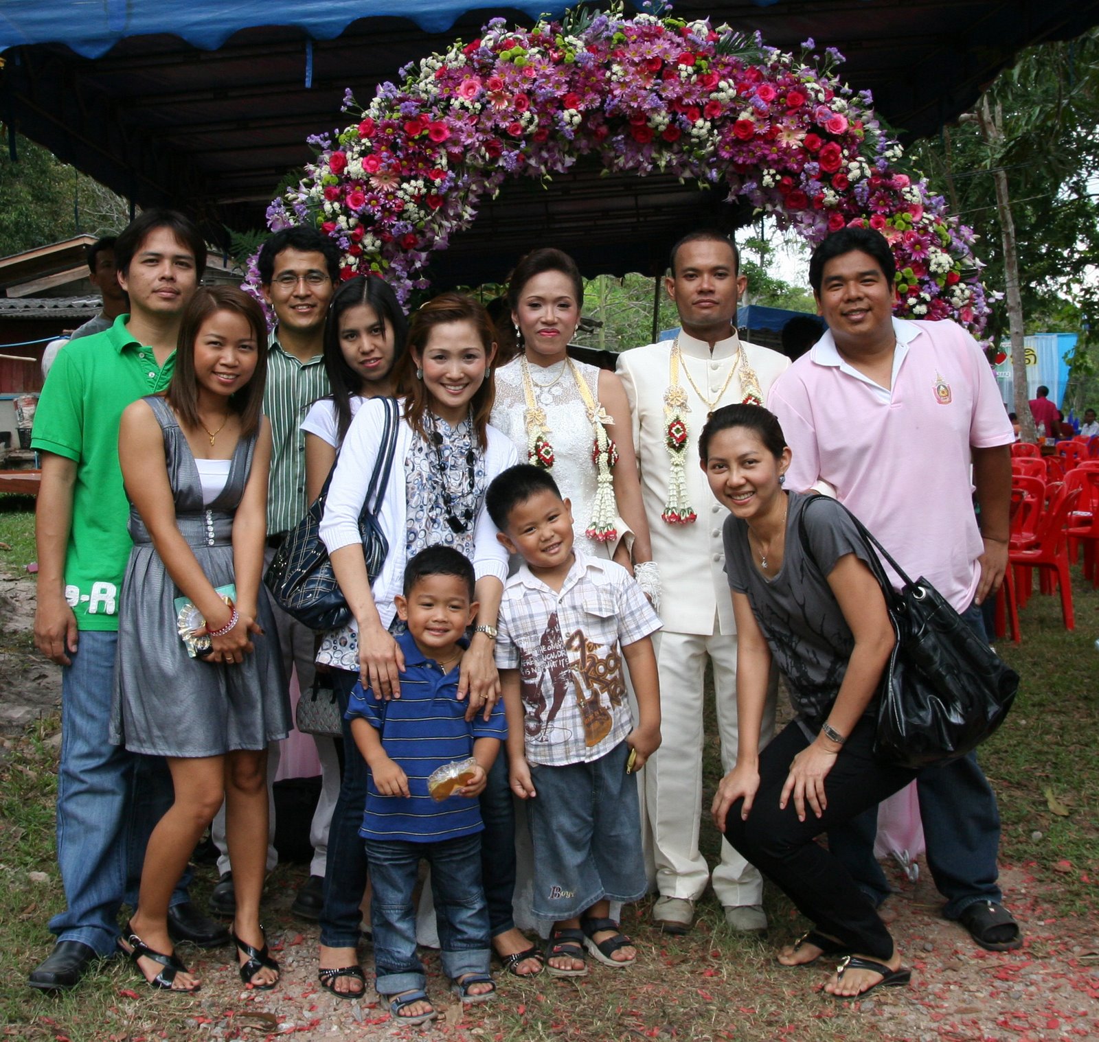 [TW-YungWed-0104.crp.jpg]