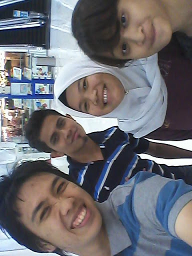A day with mia and two big bros, bayet and faiz !