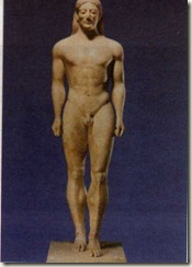 Kouros. Estátua em mármore (Período Arcaico, 530-520 a. C) Kouros. Estátua em mármore (Período Arcaico, 530-520 a. C)