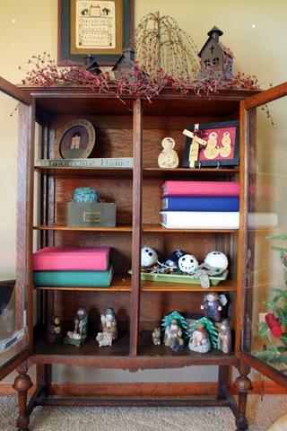 [ChristmasDecorating-3[2].jpg]