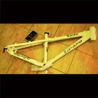 Bike Frame Da Bomb Ejector - White