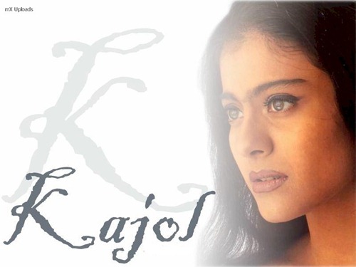 Actress Kajol in Saree Pictures
