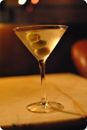 dirty vodka martini