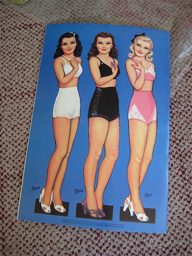 Vintage Glamour Girl Paper Dolls GIVEAWAY IMG 3653 Vintage Glamour Girl Paper Dolls GIVEAWAY