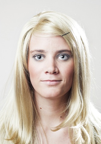[blond_jpgcopy[3].jpg]