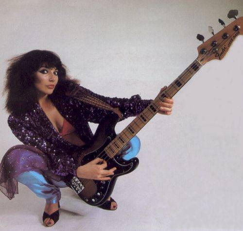 [katebush[4].jpg]