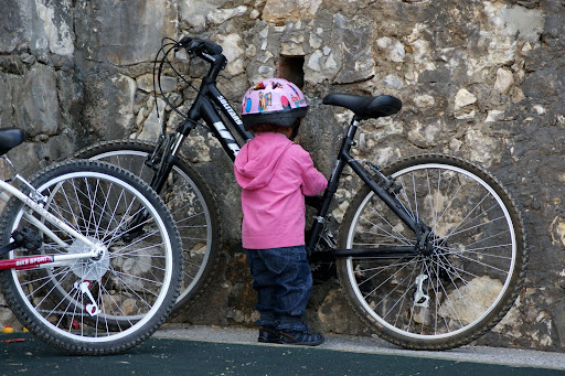 A ciclista de palmo e meio