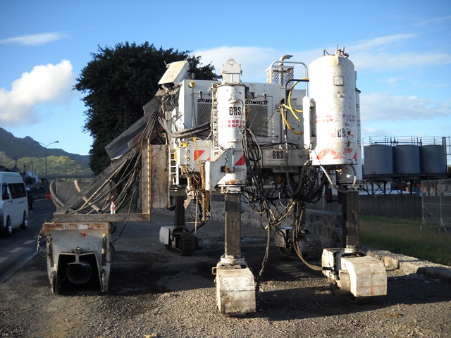 Gomaco Gutter Paver Gomaco Gutter Paver