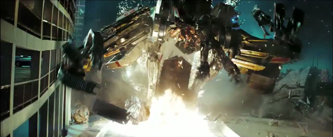 [Transformers-Revenge of the Fallen - Teaser - Constructicon_3[2].jpg]