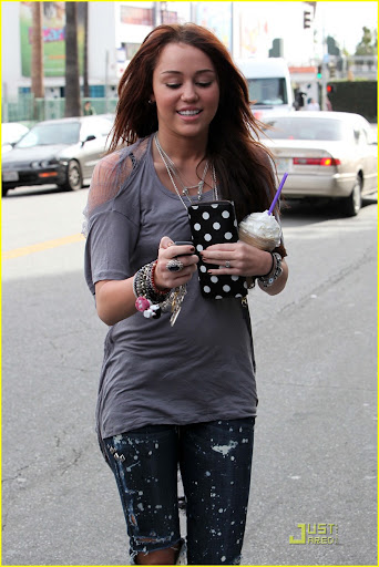 Miley Cyrus gets her morning coffee before heading to Beverly Hills for a hair appointment. <P> Pictured: Miley Cyrus <B>Ref: SPL149716 090110 </B><BR/> Picture by: Clint Brewer / Splash News<BR/> </P><P> <B>Splash News and Pictures</B><BR/> Los Angeles: 310-821-2666<BR/> New York: 212-619-2666<BR/> London: 870-934-2666<BR/> photodesk@splashnews.com<BR/> </P>