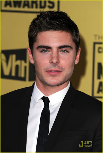 zac-efron-slim-spiderman-01.jpg