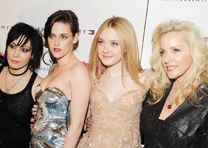 kristen-dakota-runaway-nyc-premiere.jpg