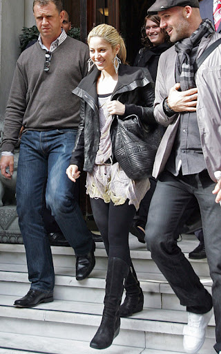 shakira-9309-4.jpg